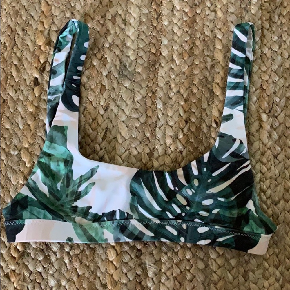 Stone Fox Swim Bikini Top